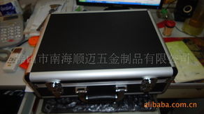 佛山市南海順邁五金制品 專業(yè)工具包、工具箱與五金沖壓件產(chǎn)品概覽